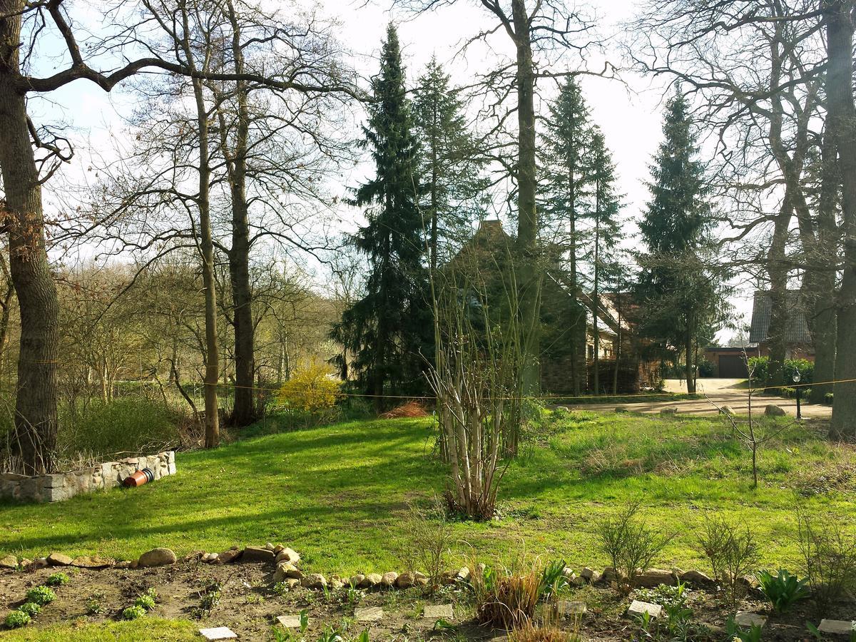 Mara Hotel Wendisch Evern Bagian luar foto